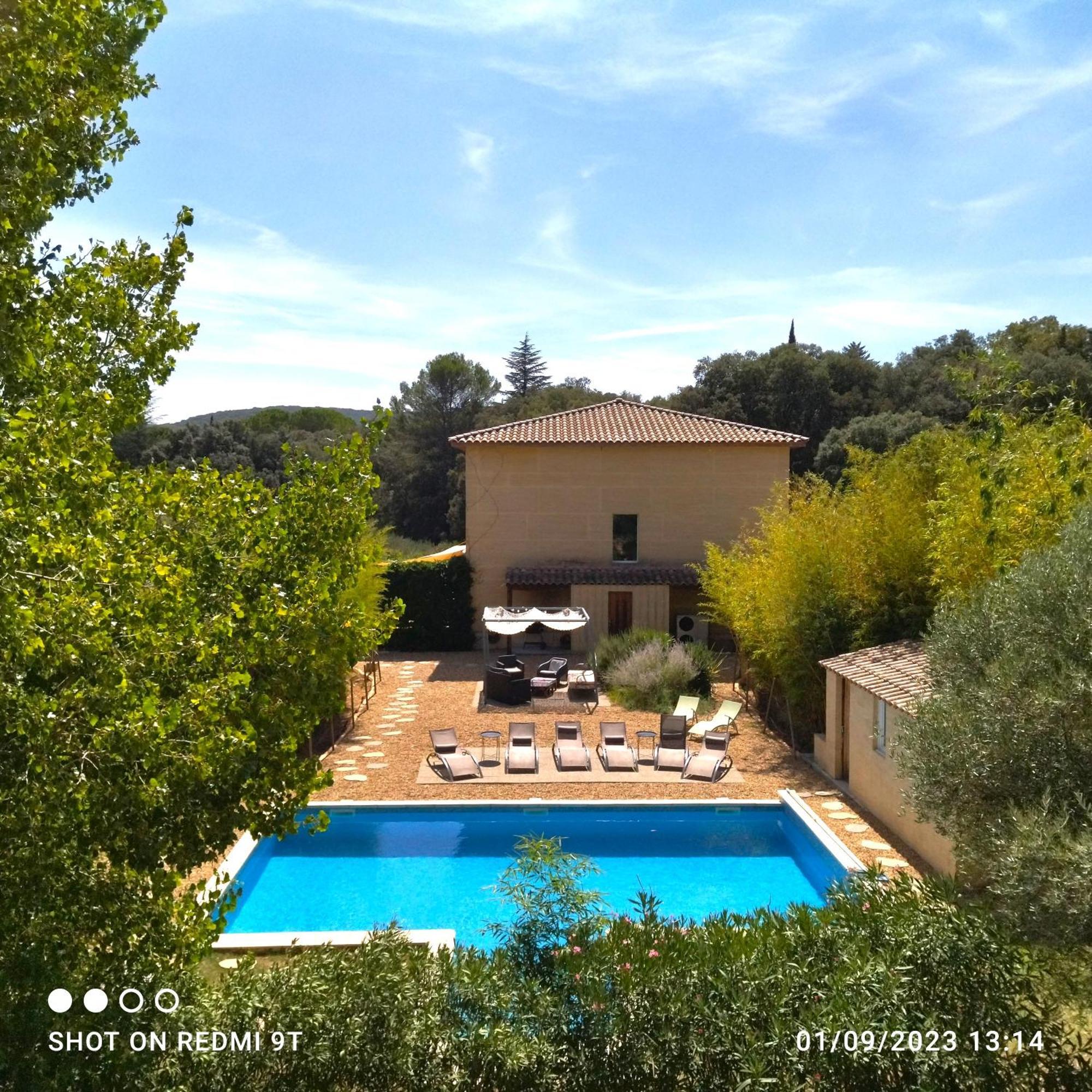 Villa La Charmeuse Fleurie Collias Buitenkant foto